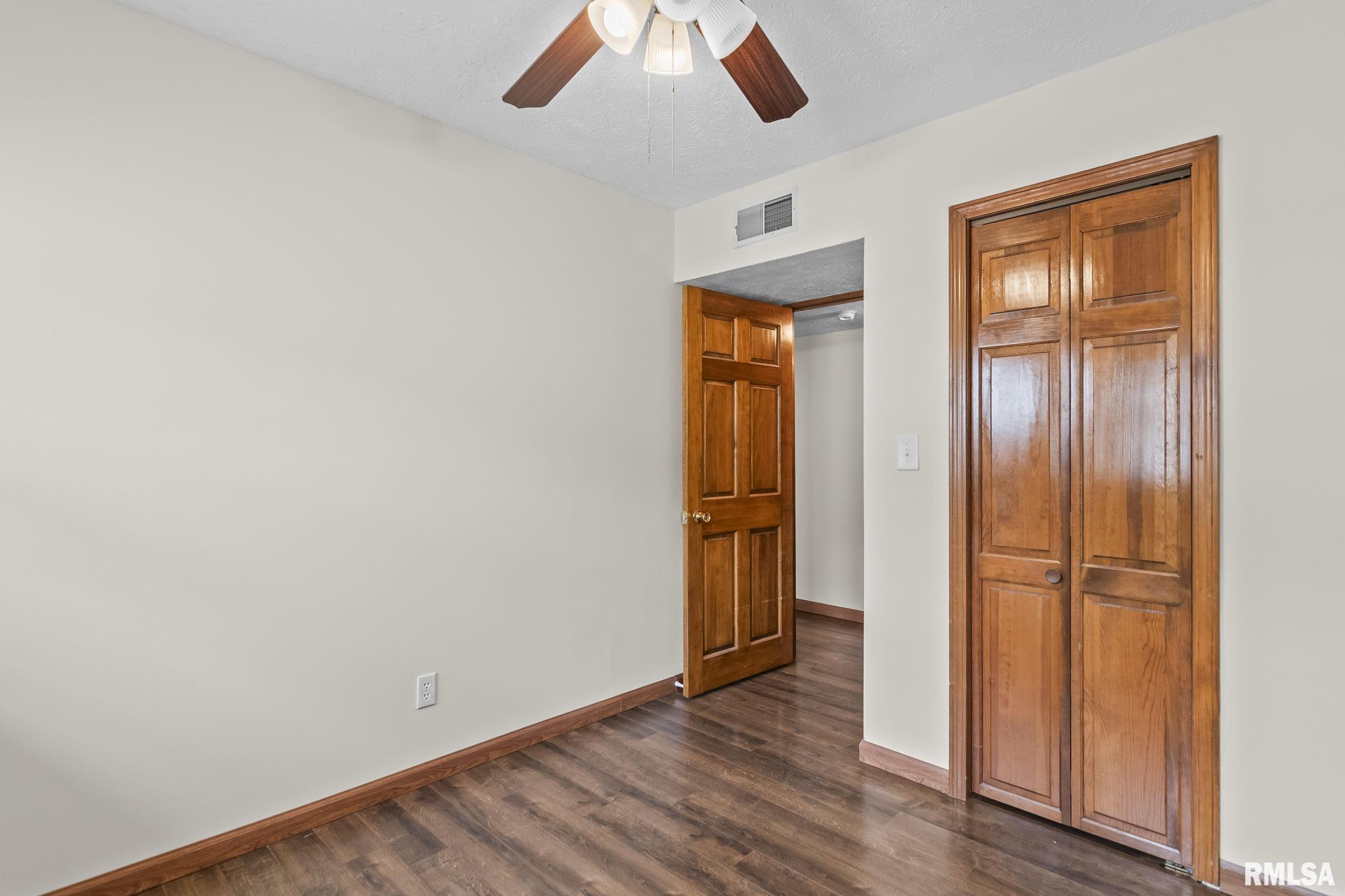 2422 South Whittier Avenue Springfield, IL 62704 - Photo 24 of 35