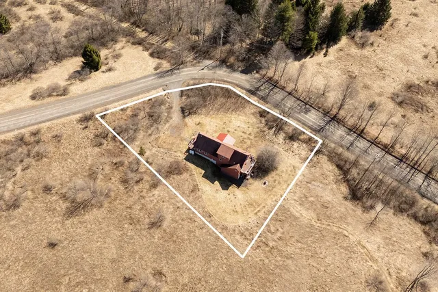 $369,000 | 359 Squire Hill Road, Roxbury, NY 12474