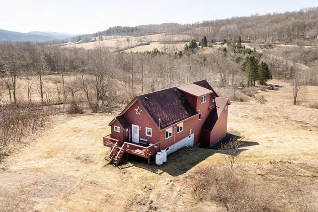 $369,000 | 359 Squire Hill Road, Roxbury, NY 12474