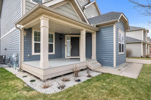 $749,990 | 5035 Jewel Lane North, Plymouth, MN 55446