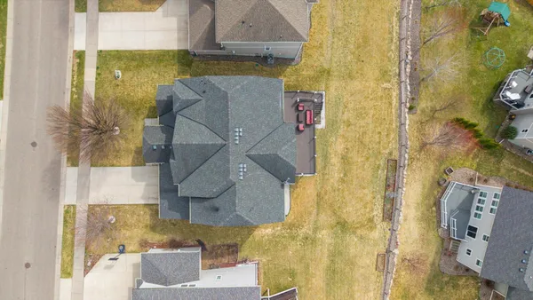 $749,990 | 5035 Jewel Lane North, Plymouth, MN 55446