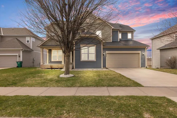 $749,990 | 5035 Jewel Lane North, Plymouth, MN 55446