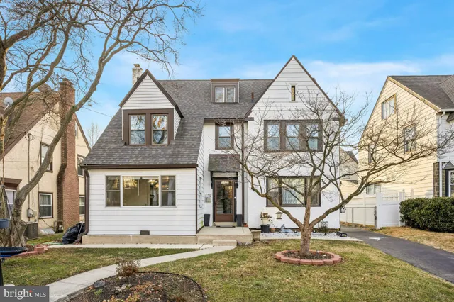 $549,900 | 842 Alexander Avenue, Drexel Hill, PA 19026