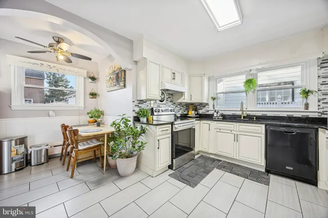 $549,900 | 842 Alexander Avenue, Drexel Hill, PA 19026