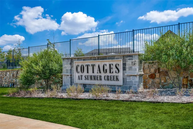 $1,303 | 5401 Barlean Ranch, Unit 79R, Fort Worth, TX 76123