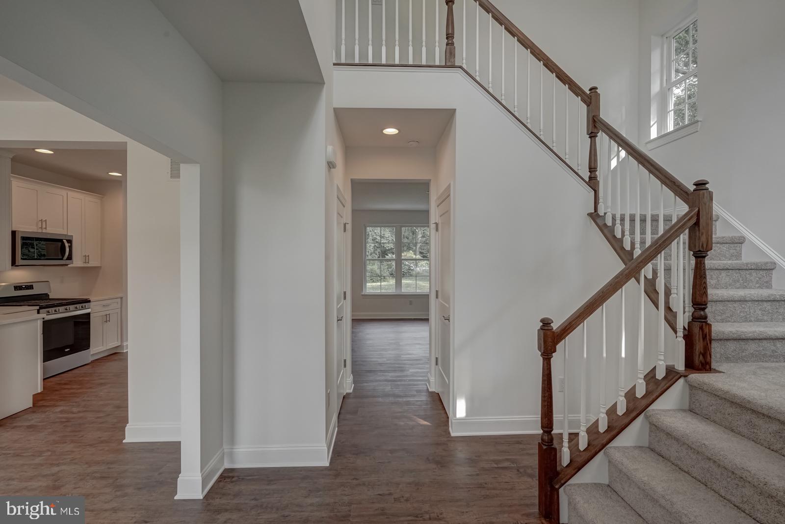 379 North Chew Road Hammonton, NJ 08037 - Photo 5 of 44 Gallery Image 5
