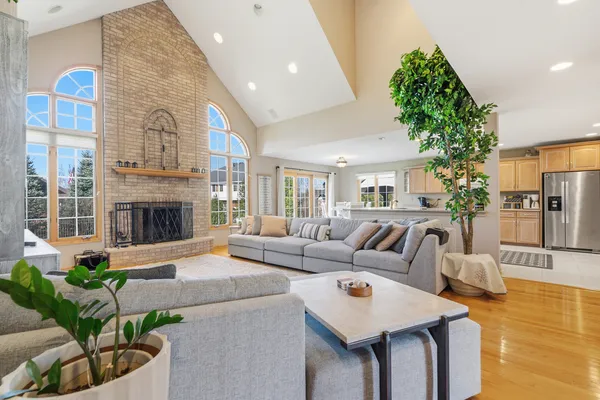 $695,000 | 11924 195th Street, Mokena, IL 60448