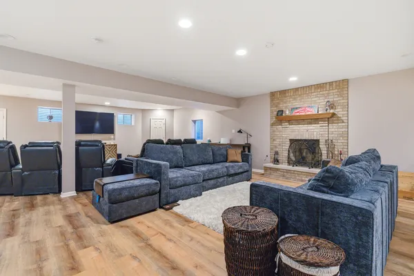 $695,000 | 11924 195th Street, Mokena, IL 60448