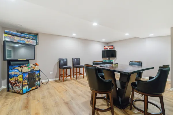 $695,000 | 11924 195th Street, Mokena, IL 60448