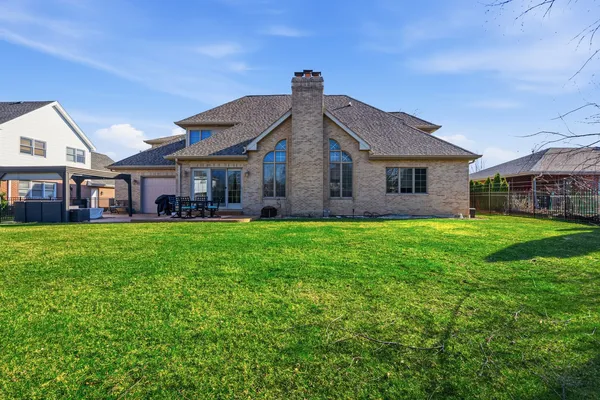 $695,000 | 11924 195th Street, Mokena, IL 60448