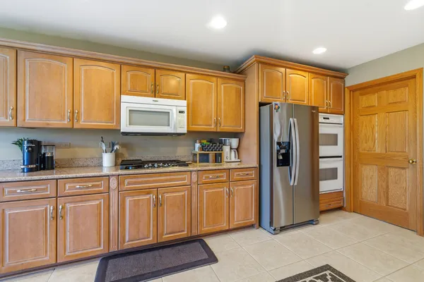 $695,000 | 11924 195th Street, Mokena, IL 60448