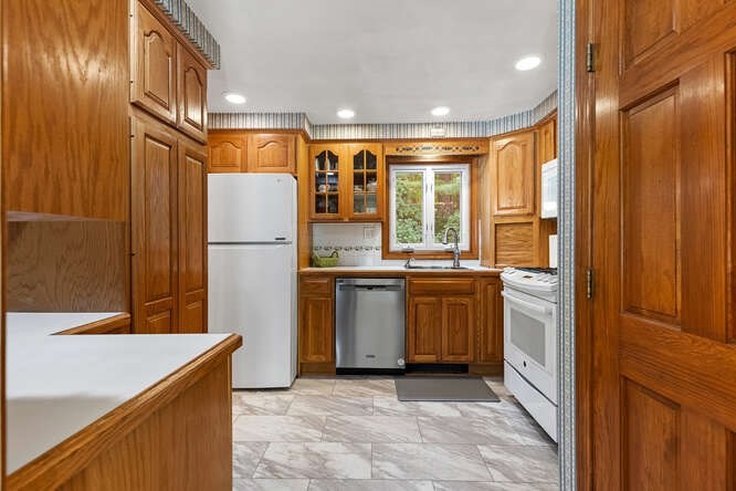 22 Marrett Road Burlington, MA 01803 - Photo 14 of 34