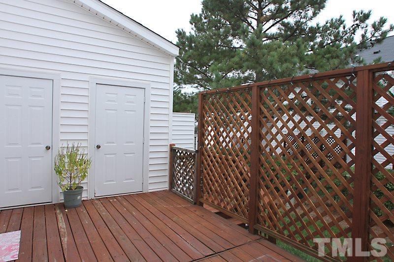 5425 Goldenglow Way Raleigh, NC 27606 - Photo 15 of 17