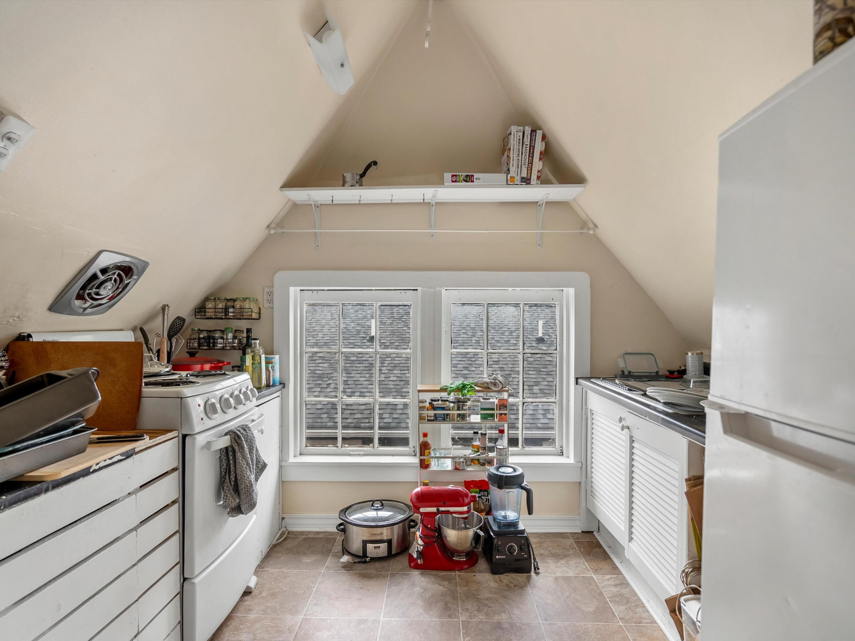 1136 Prospect Street Ann Arbor, MI 48104 - Photo 43 of 67 42-DSC09474