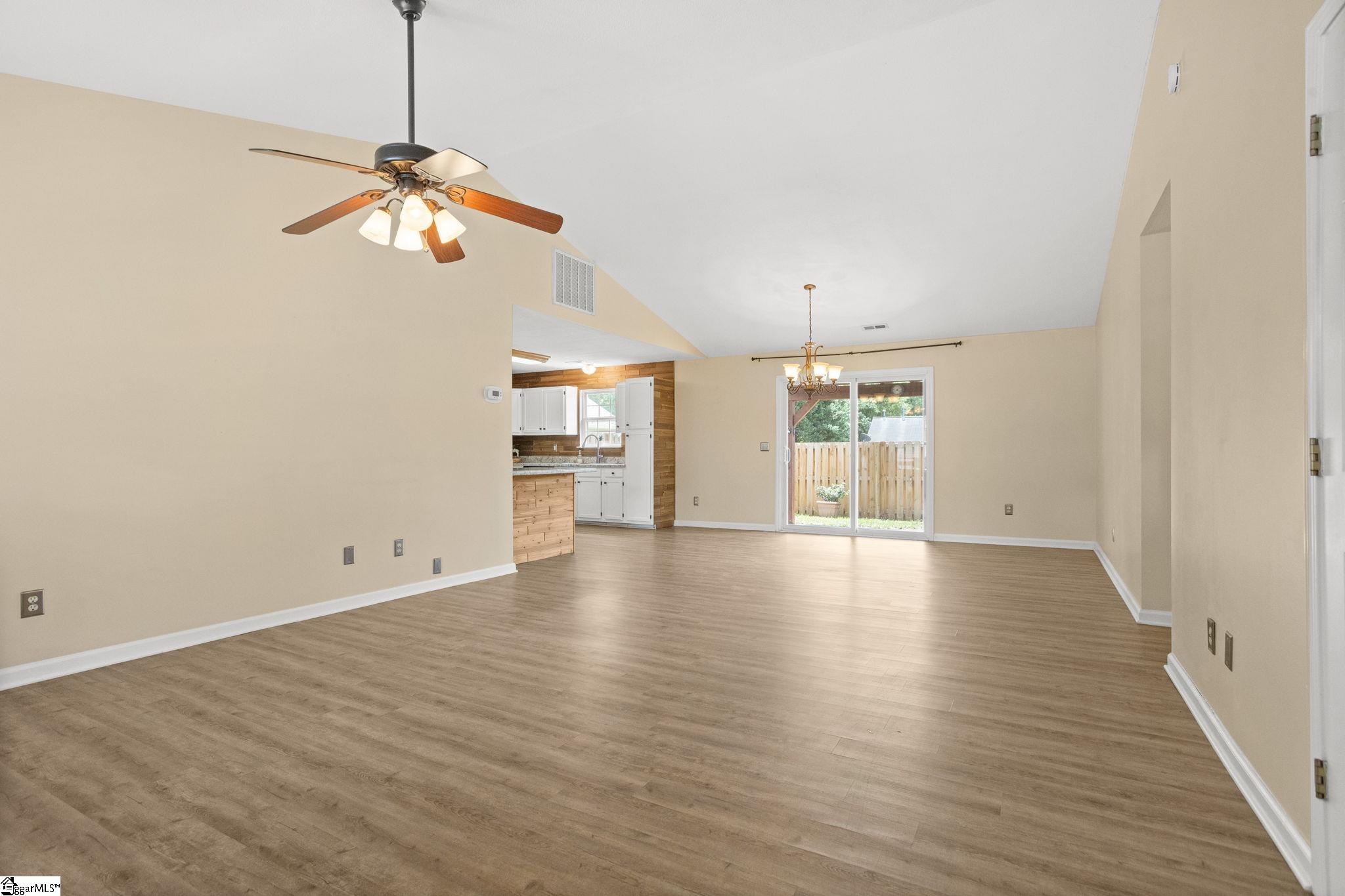 204 Old Orchard Road Greer, SC 29650 - Photo 7 of 43