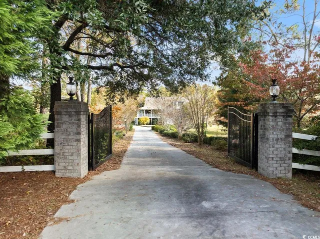 $799,900 | 1124 Kingsburg Highway, Johnsonville, SC 29555