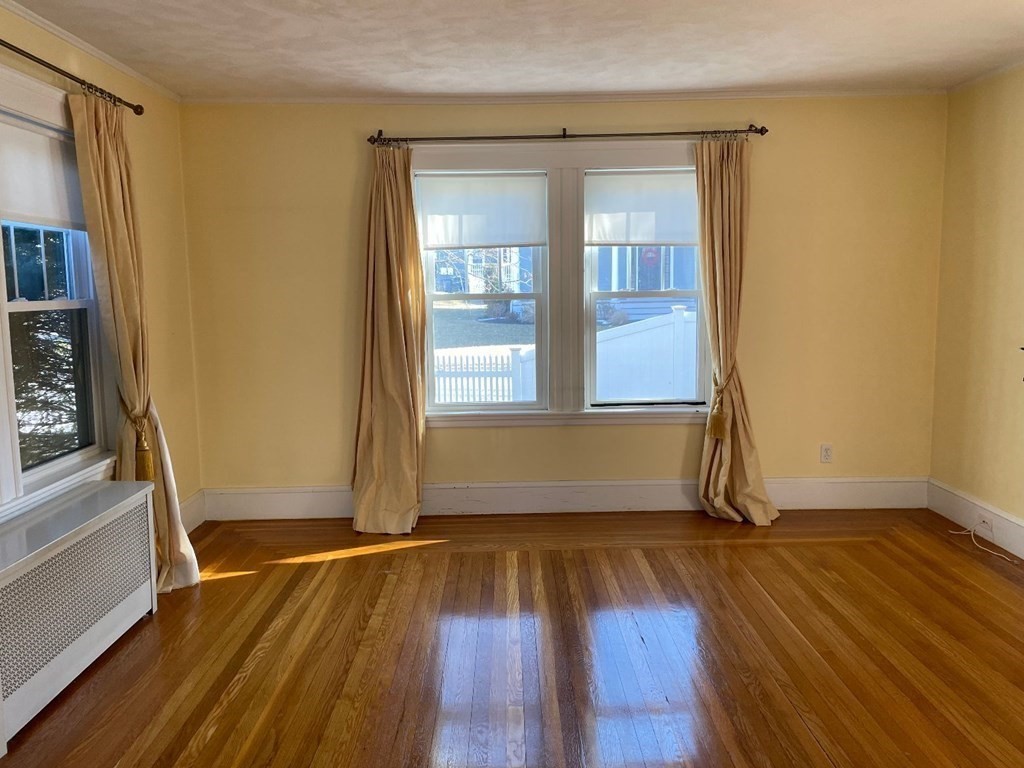 28 Theresa Avenue Lexington, MA 02420 - Photo 4 of 20