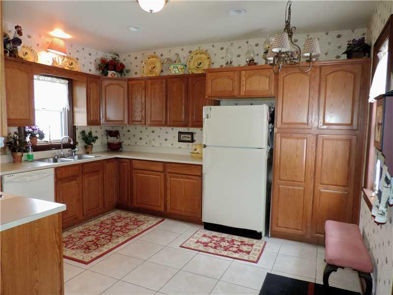 155 Highway 356 Apollo, PA 15613 - Photo 8 of 25 Kitchen.