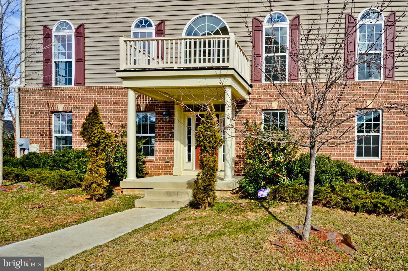 2709 Lucas Run Way Accokeek, MD 20607 - Photo 4 of 30 Exterior (Rear)