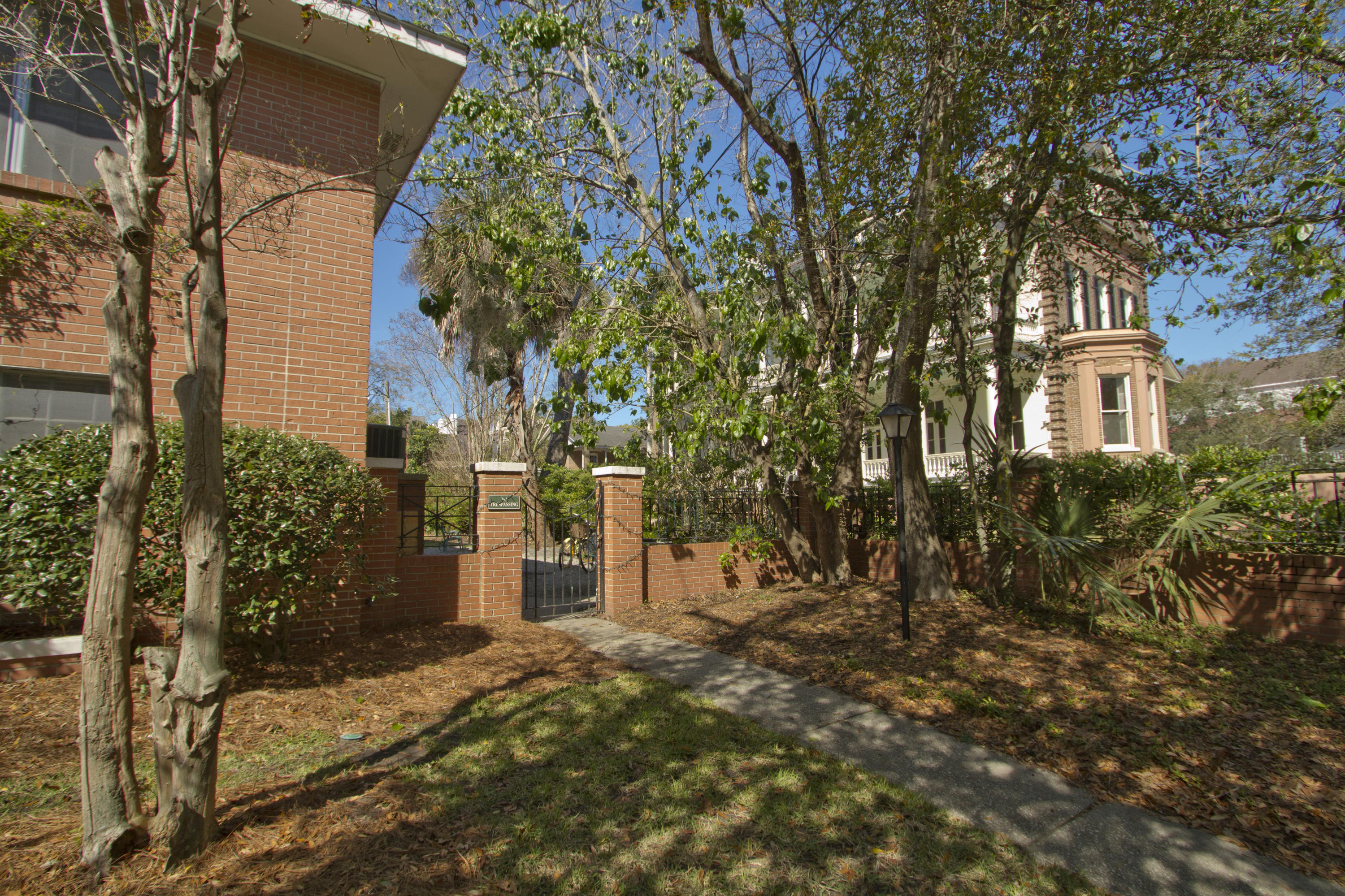 173 Rutledge Avenue, Unit T Charleston, SC 29403 - Photo 4 of 29 173 Rutledge Unit T
