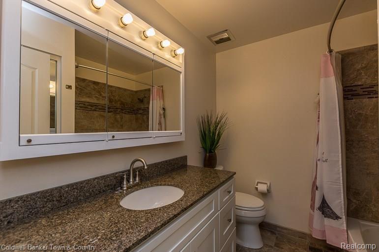 5185 North Georgetown Road Grand Blanc, MI 48439 - Photo 16 of 30