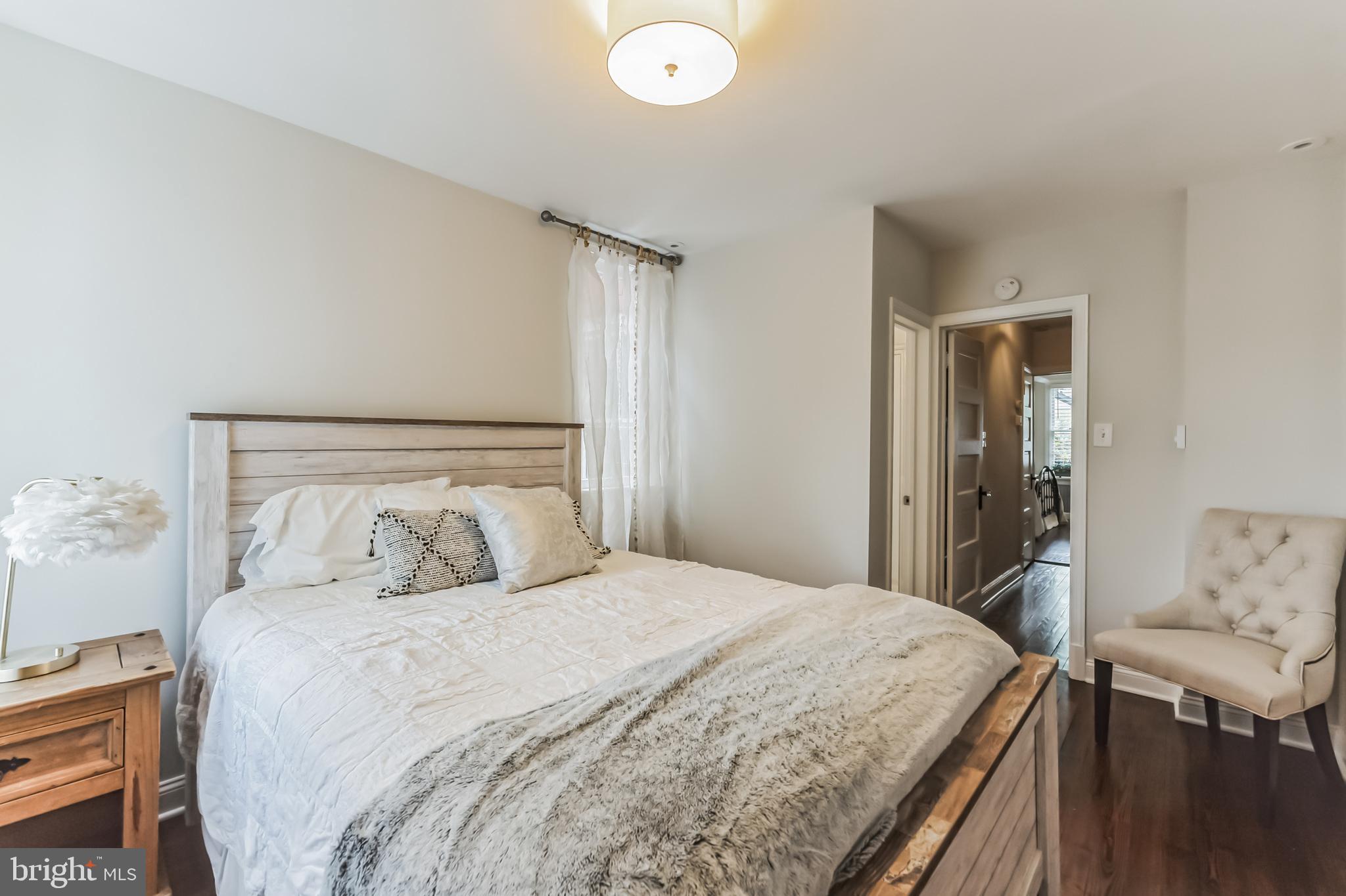 1555 33rd Street Northwest Washington, DC 20007 - Photo 19 of 32 Bedroom 2