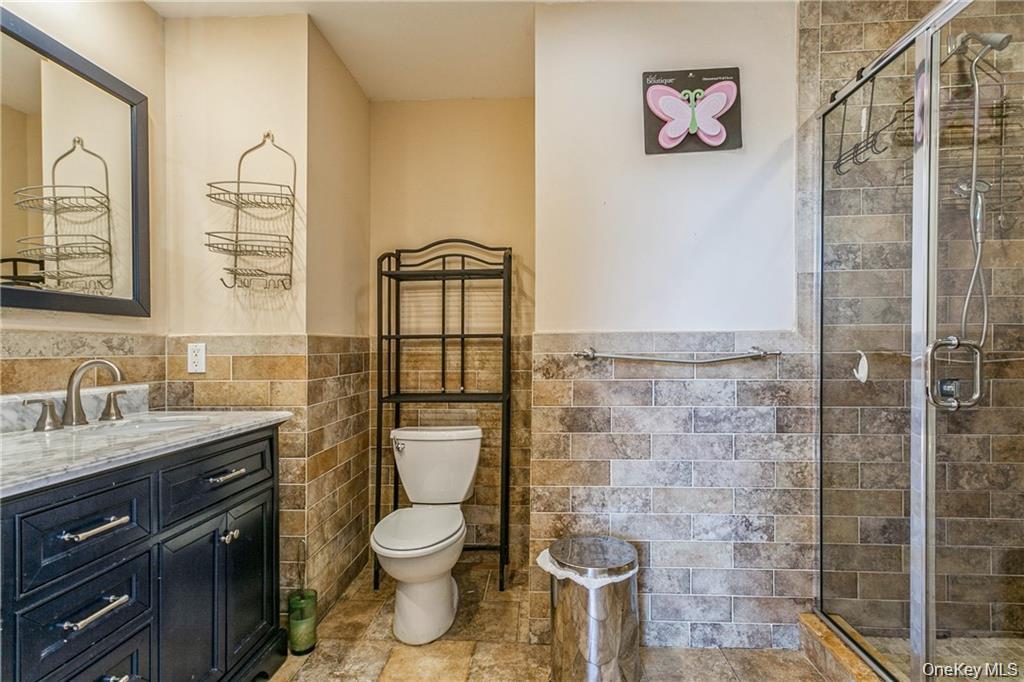 39 Croydon Road Yonkers, NY 10710 - Photo 17 of 36