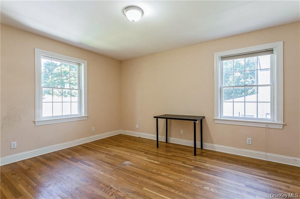 39 Croydon Road Yonkers, NY 10710 - Photo 21 of 36