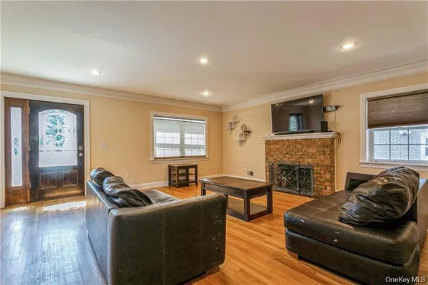 $5,250 | 39 Croydon Road, Yonkers, NY 10710