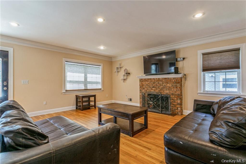 39 Croydon Road Yonkers, NY 10710 - Photo 28 of 36