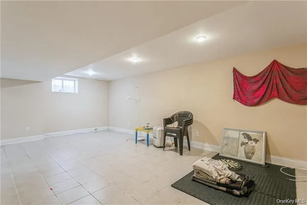 $5,250 | 39 Croydon Road, Yonkers, NY 10710