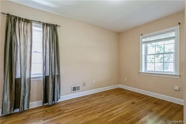 $5,250 | 39 Croydon Road, Yonkers, NY 10710