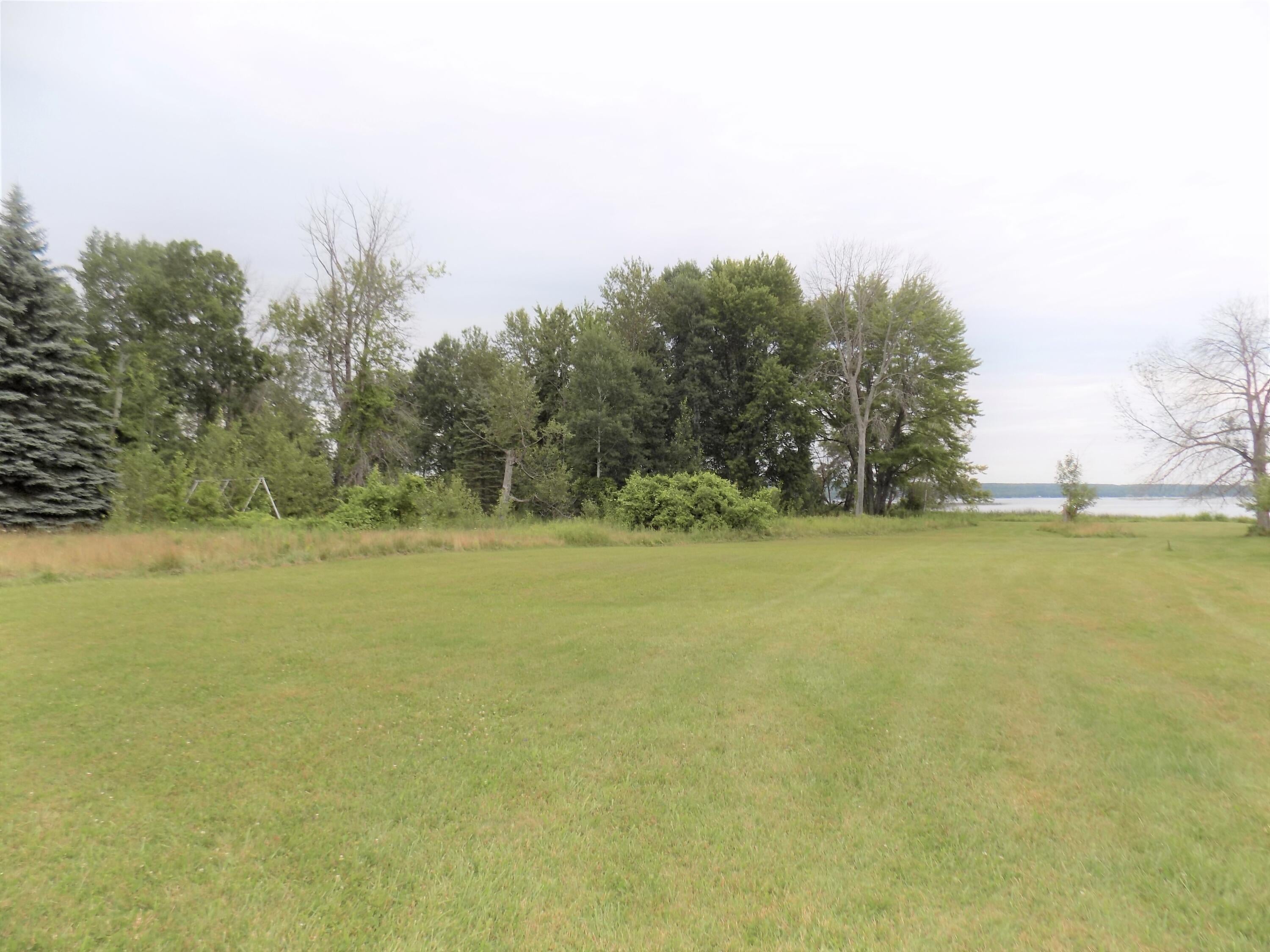 2590 North Black River Road Cheboygan, MI 49721 - Photo 7 of 16 Gallery Image 7