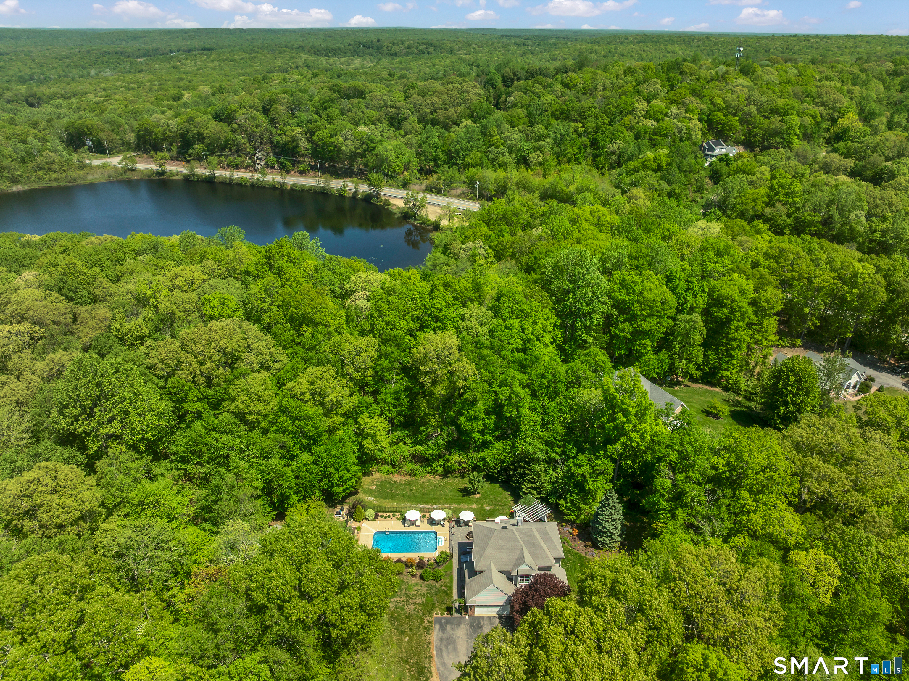 21 Stone Wall Road Salem, CT 06420 - Photo 37 of 38 an aerial view of residential houses with outdoor space and trees