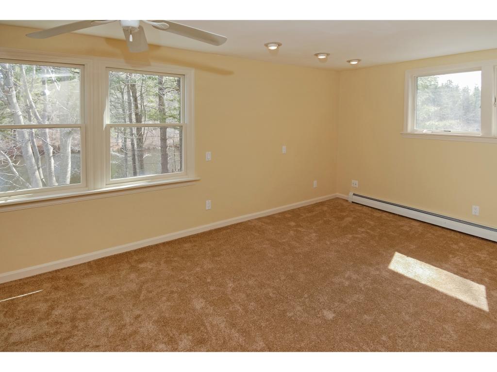 2 St James Terrace Rochester, NH 03867 - Photo 18 of 32