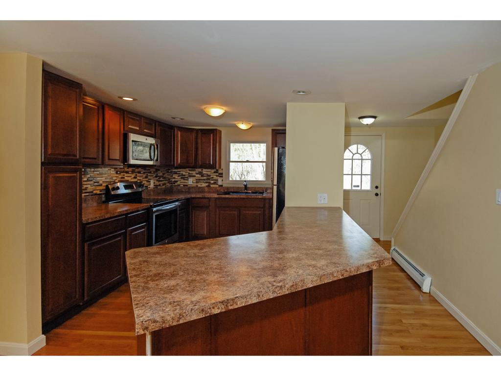 2 St James Terrace Rochester, NH 03867 - Photo 3 of 32