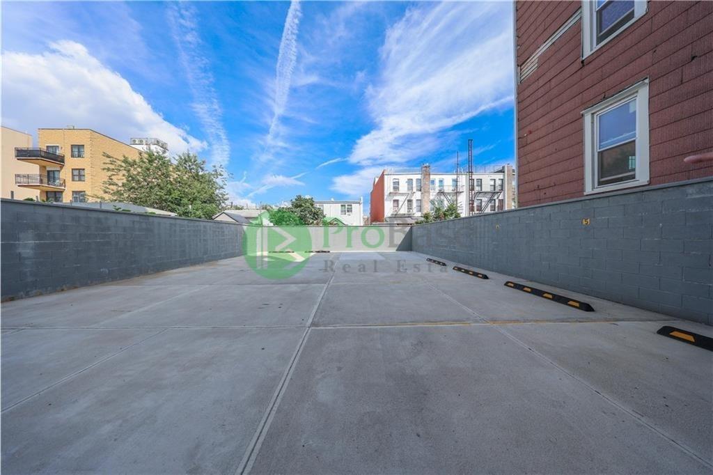 2837 West 19th Street, Unit 3B Brooklyn, NY 11224 - Photo 20 of 21 a view of a backyard