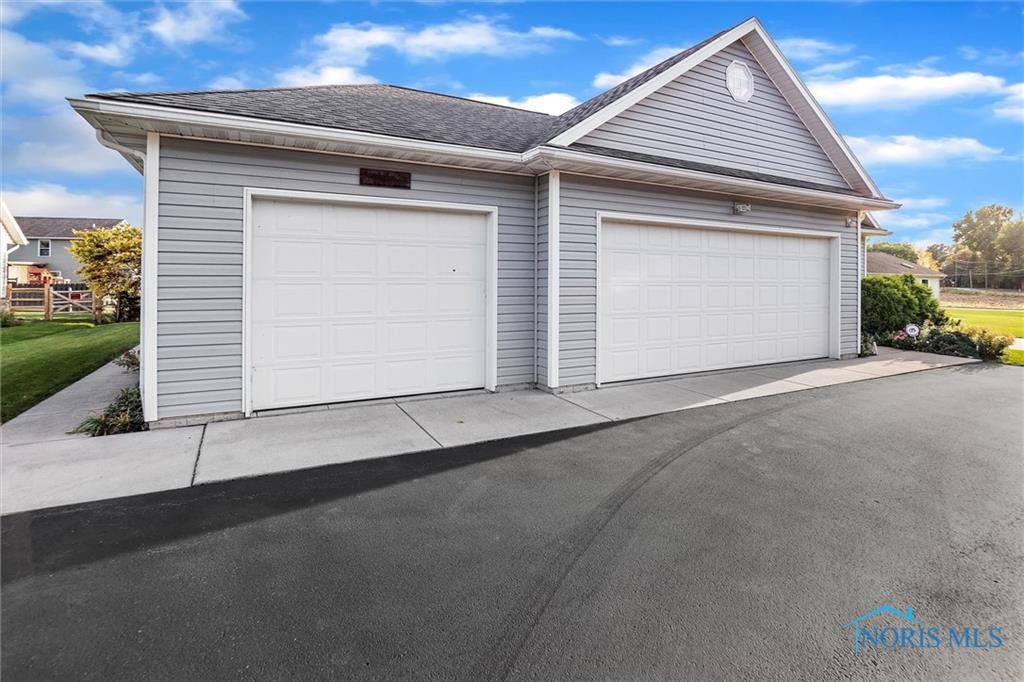 1019 Sand Ridge Road Bowling Green, OH 43402 - Photo 2 of 41 Gallery Image 2