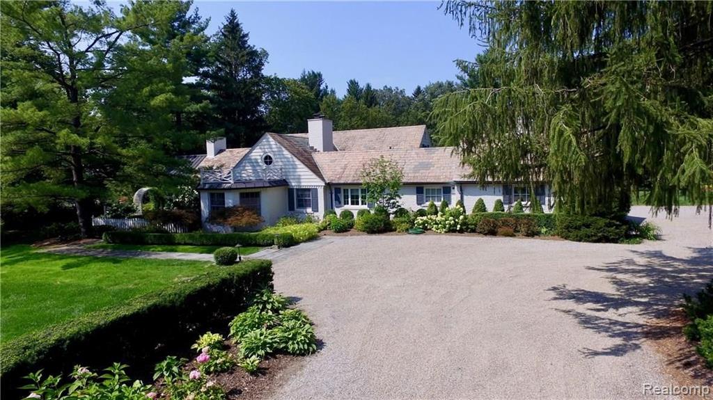 32135 Bingham Road Bingham Farms, MI 48025 - Photo 43 of 47