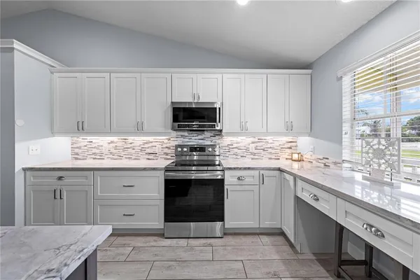 $812,524 | 6935 Big Bend Drive, St. Cloud, FL 34771