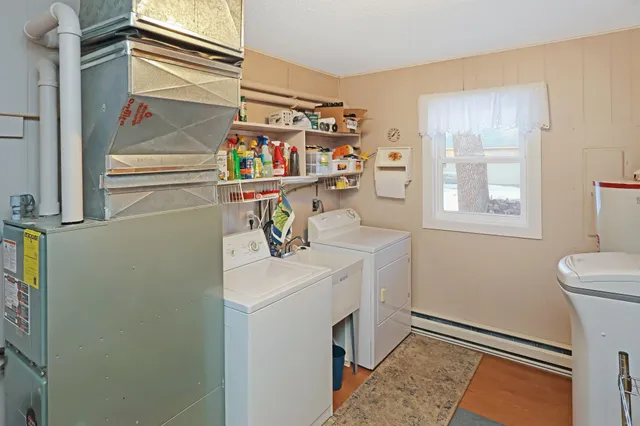 $300,000 | 1946 Lake Street East, Osakis, MN 56360