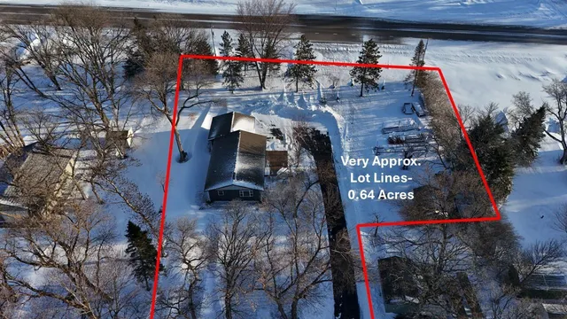 $300,000 | 1946 Lake Street East, Osakis, MN 56360