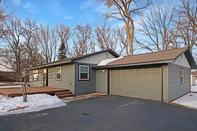 $300,000 | 1946 Lake Street East, Osakis, MN 56360