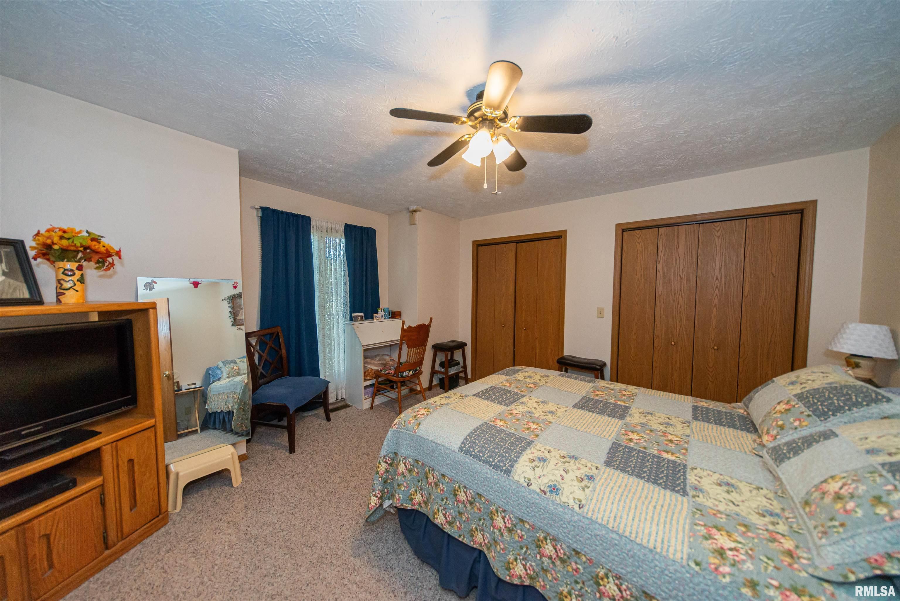 615 Meadowbrook Road Mount Vernon, IL 62864 - Photo 16 of 28