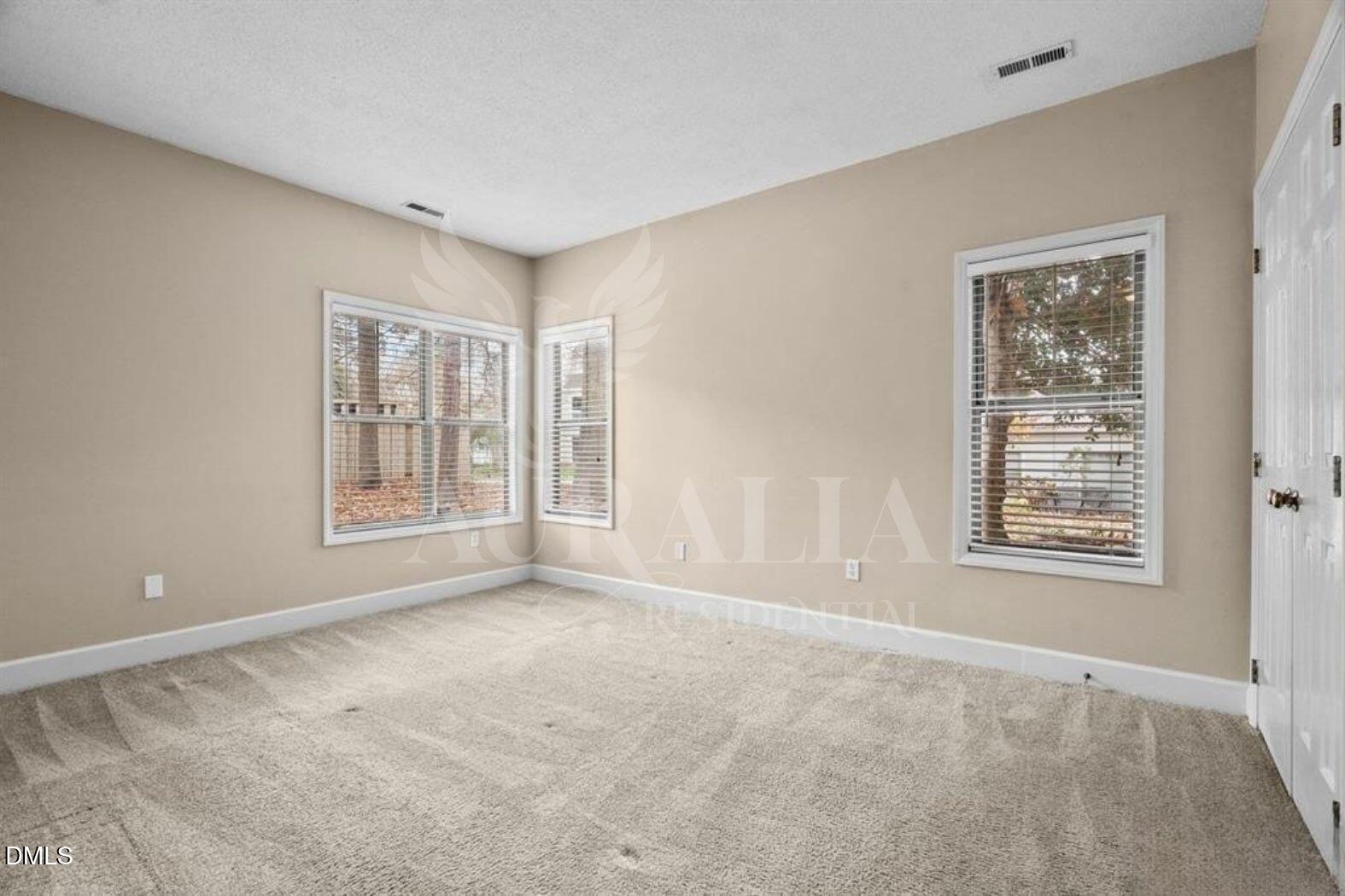 6121 Sunpointe Drive, Unit 103 Raleigh, NC 27606 - Photo 14 of 16 14