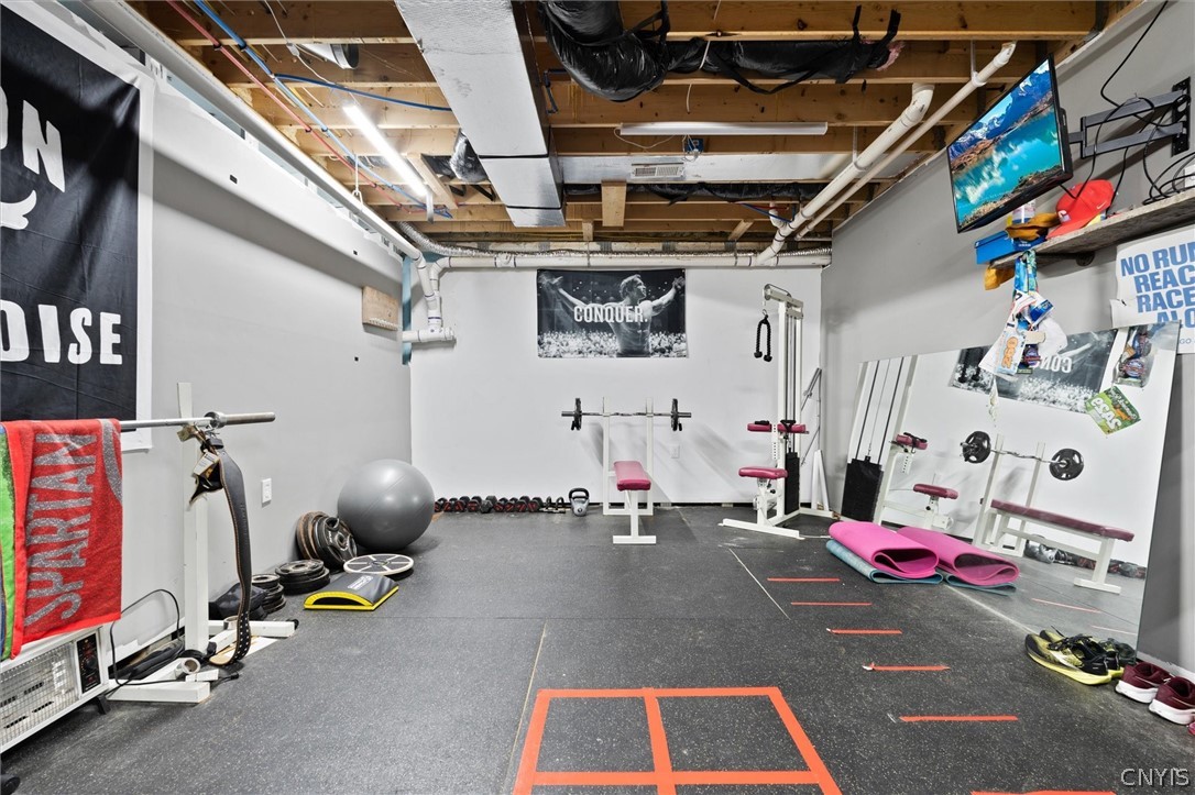 5918 McKinley Road Cicero, NY 13039 - Photo 38 of 50 Lower Level Gym.