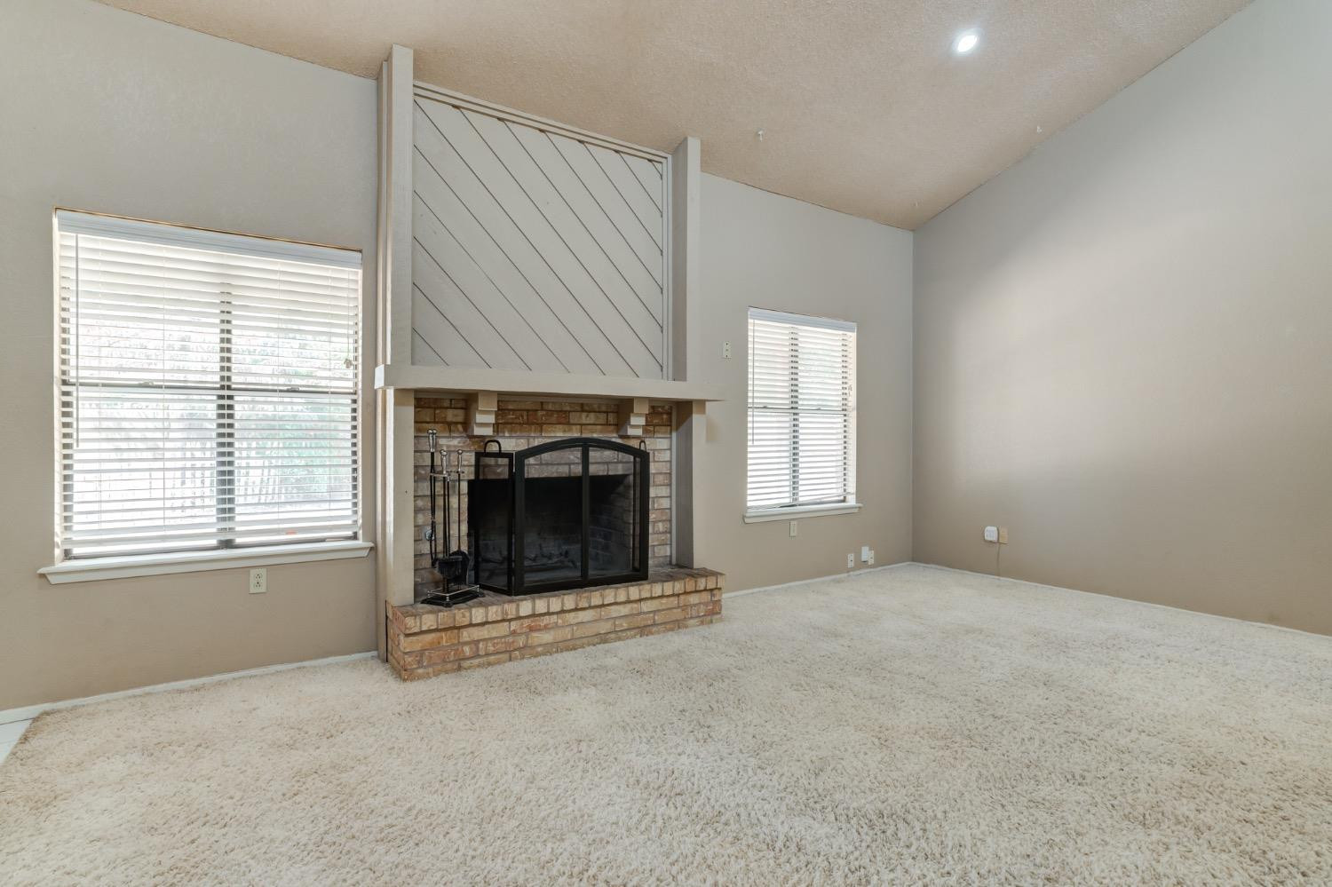 4716 80th Street Lubbock, TX 79424 - Photo 8 of 34 Photo 8