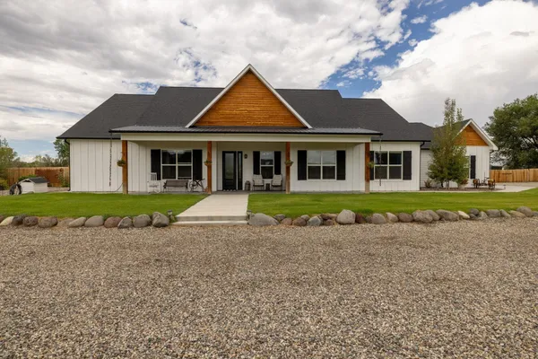 $1,050,000 | 1866 J Road, Unit C, Fruita, CO 81521