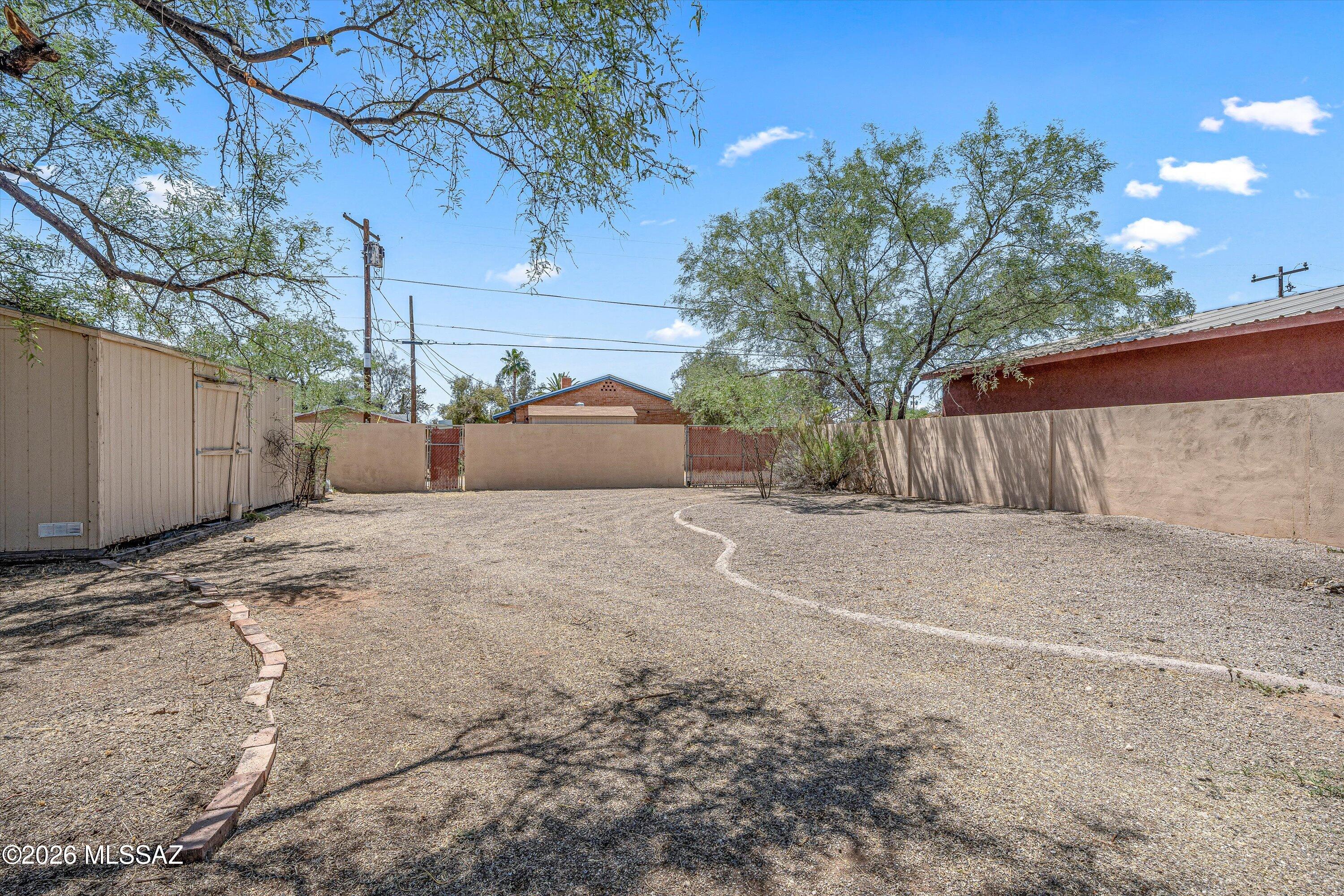 430 South Country Club Road Tucson, AZ 85716 - Photo 24 of 31