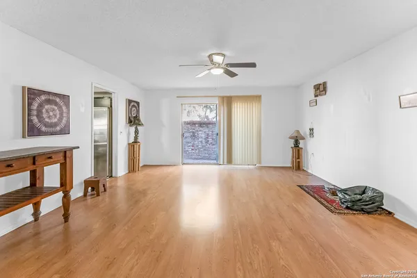 $1,550 | 3803 Barrington Street, Unit 5B, San Antonio, TX 78217